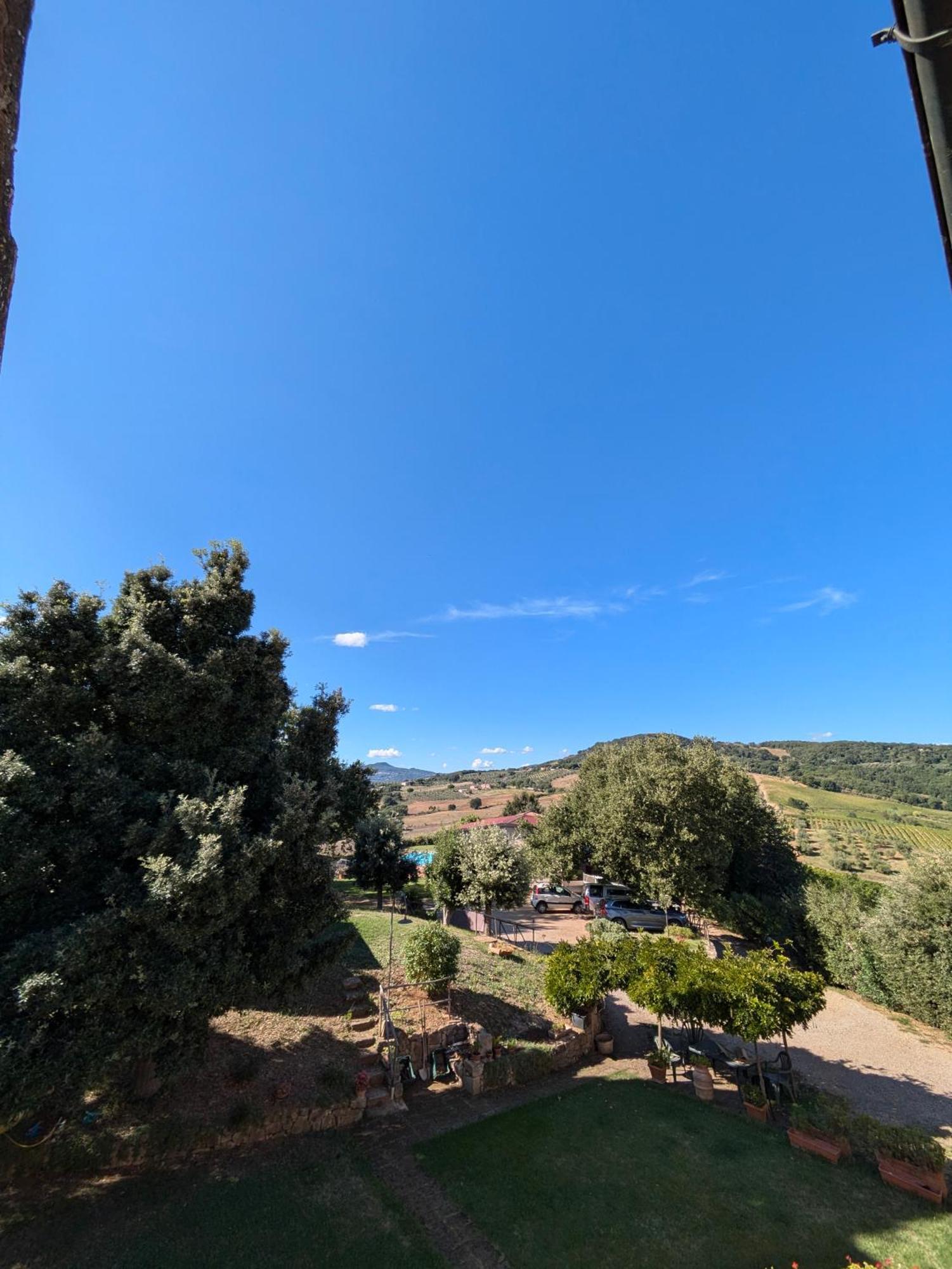 Agriturismo Il Giovannello 罗卡斯特拉达 外观 照片